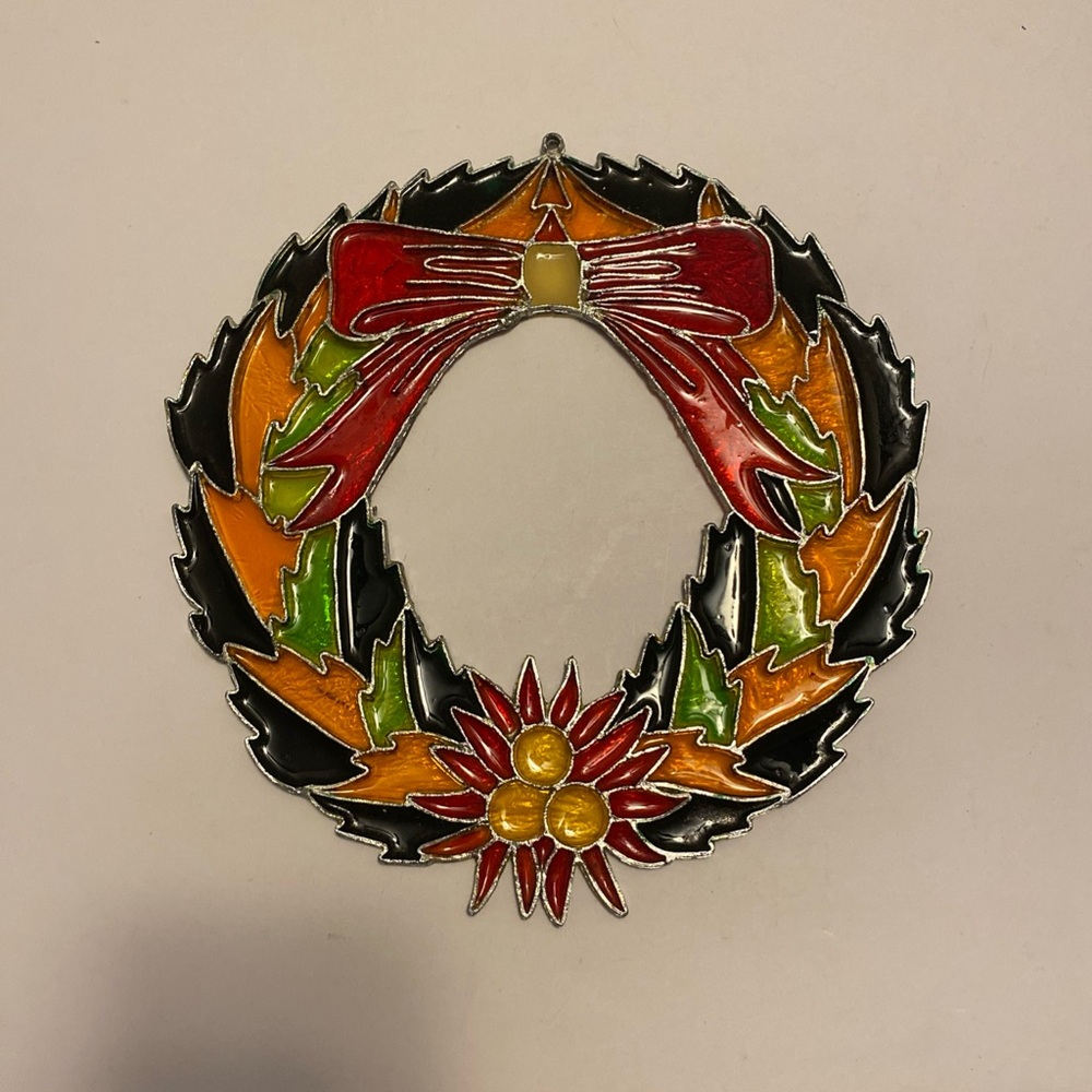 Stained Glass Christmas Wreath 10”Hanging Vintage Festive Sun Catcher